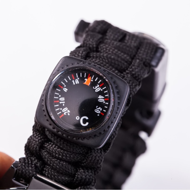Multifunctional Outdoor Watch  - Outdoor Adventure Kit 评论和价格